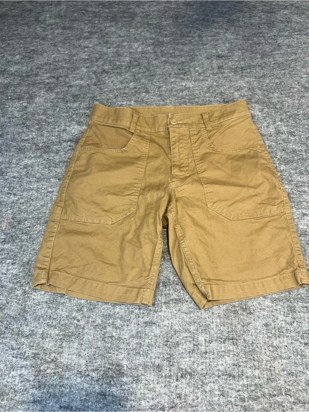 columbia shorts size 28 waist straight fit 9 inch inseam hiking outdoors men’s